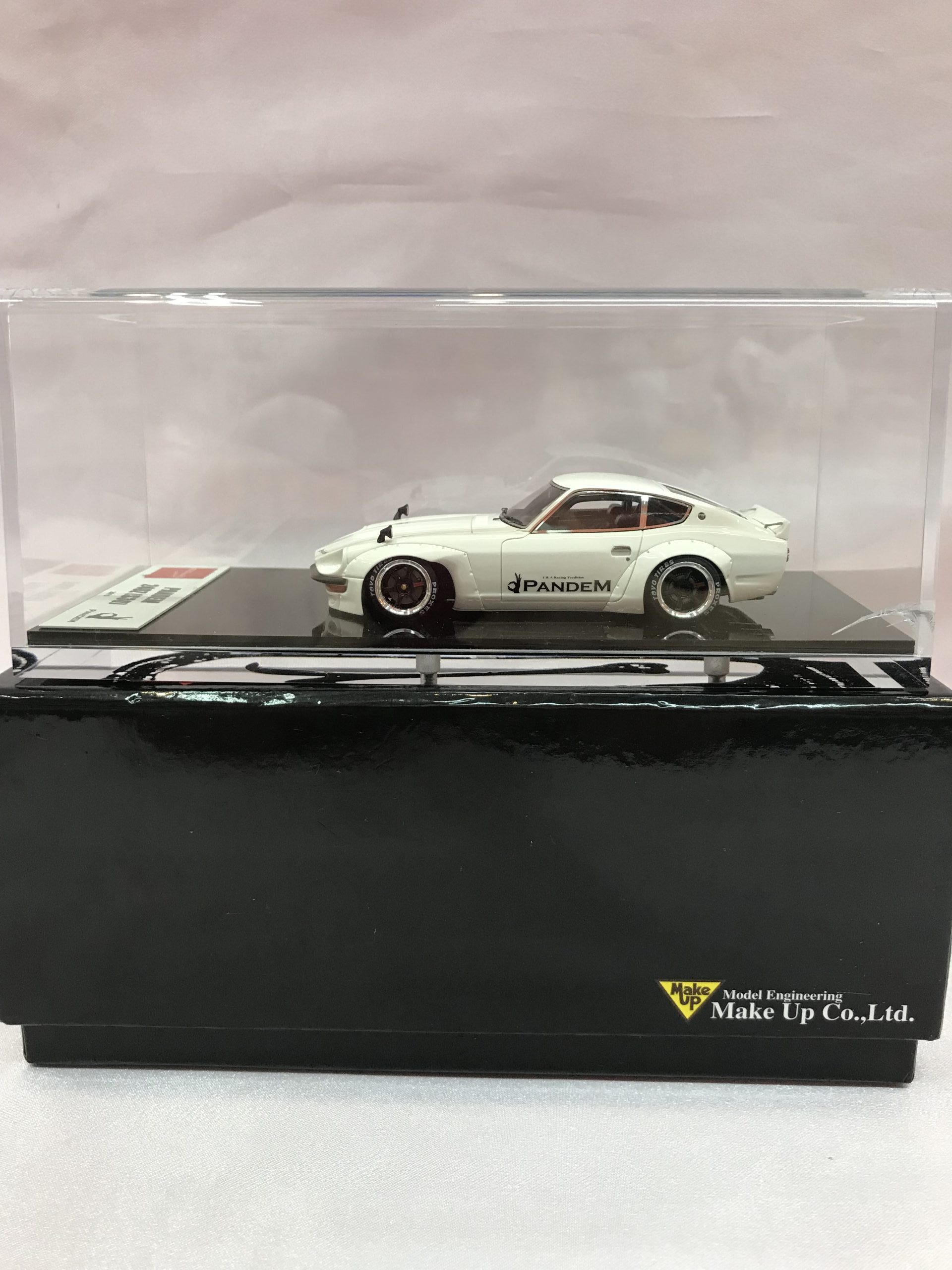 1/43 PANDEM 240Z