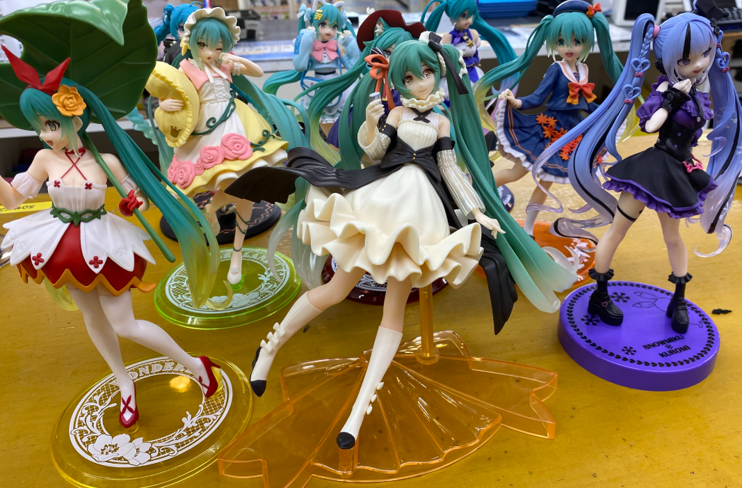 箱無しフィギュア 初音ミク大量に買い取りました！ | トレカ、マンガ
