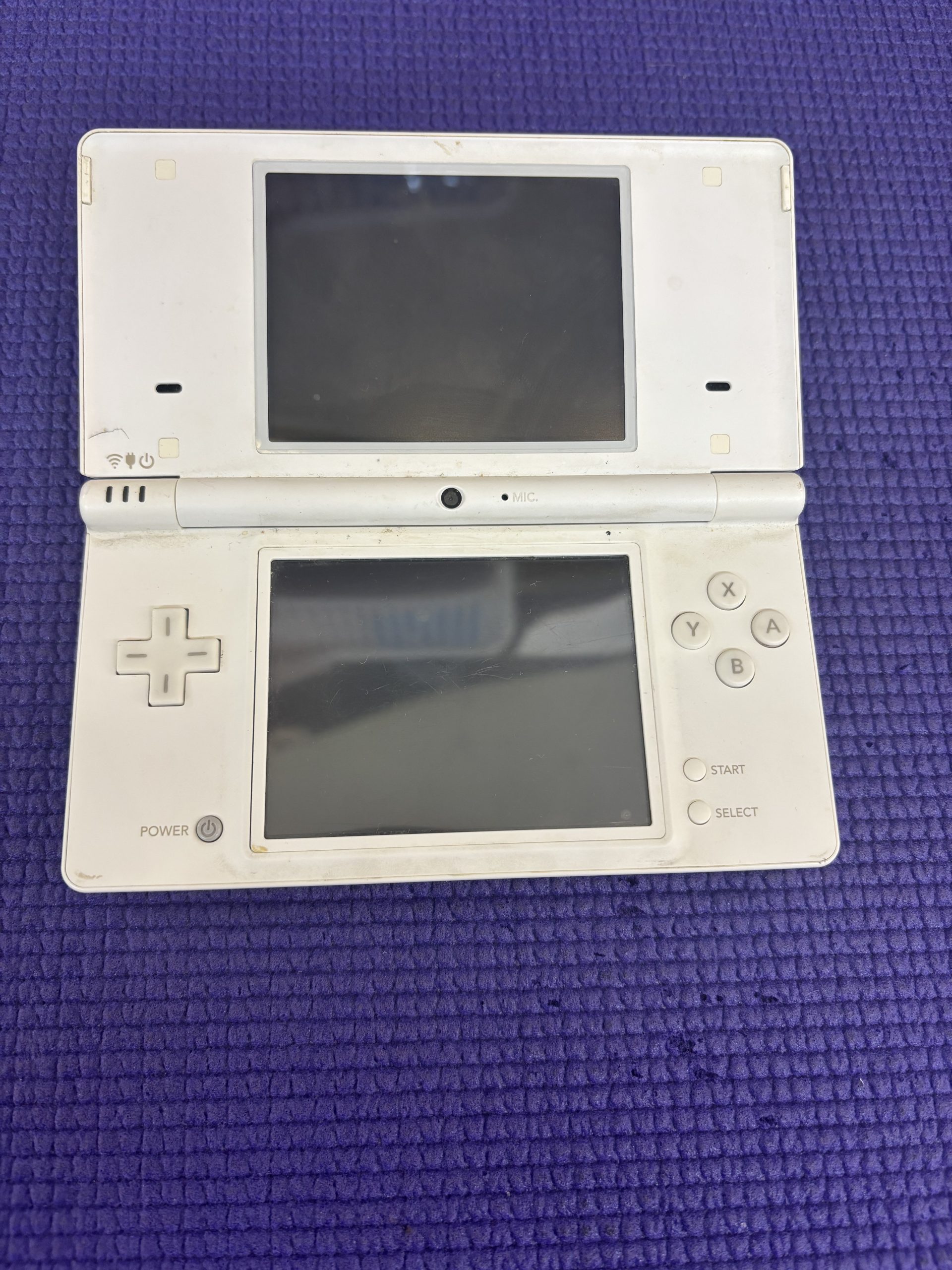 ニンテンドーDSi本体