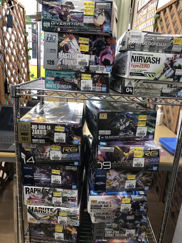 ガンプラたくさん買取しました！ | トレカ、マンガ、フィギュア